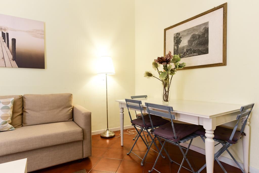 Via Giulia Charming Apartment - Feels Like Home Rome Exterior photo