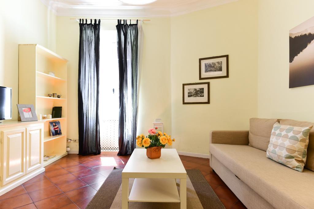 Via Giulia Charming Apartment - Feels Like Home Rome Exterior photo